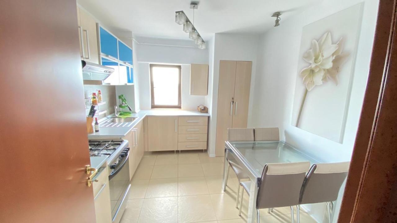 Magic Blue Sea Apartment Constanţa Exterior foto